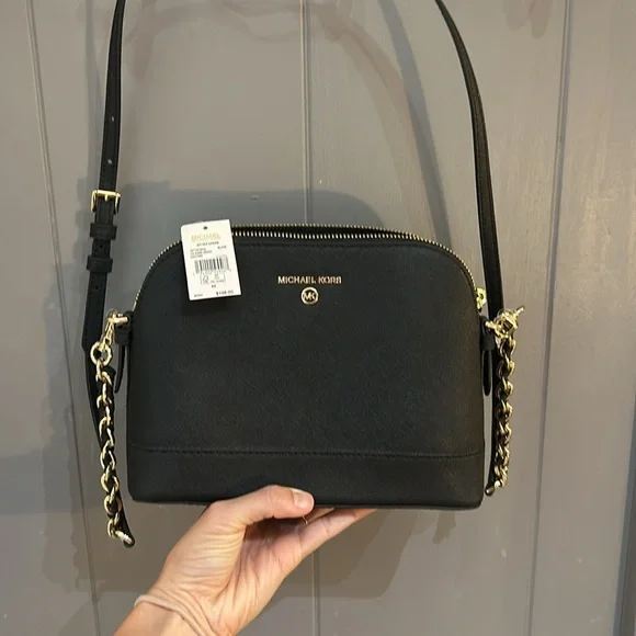 NWT MICHAEL KORS • Jet Set Charm Purse • Black - Picture 4 of 8